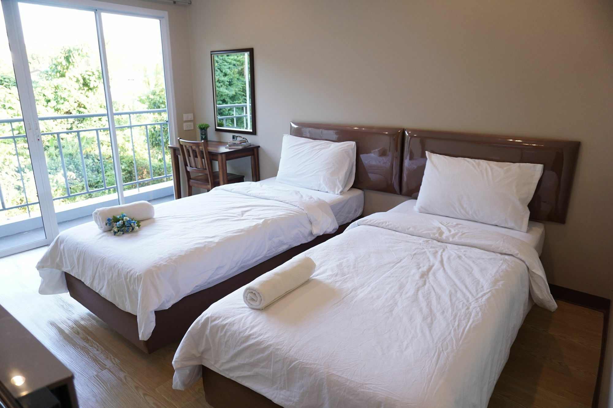 Chompu Nakarin Apartment Транг Экстерьер фото