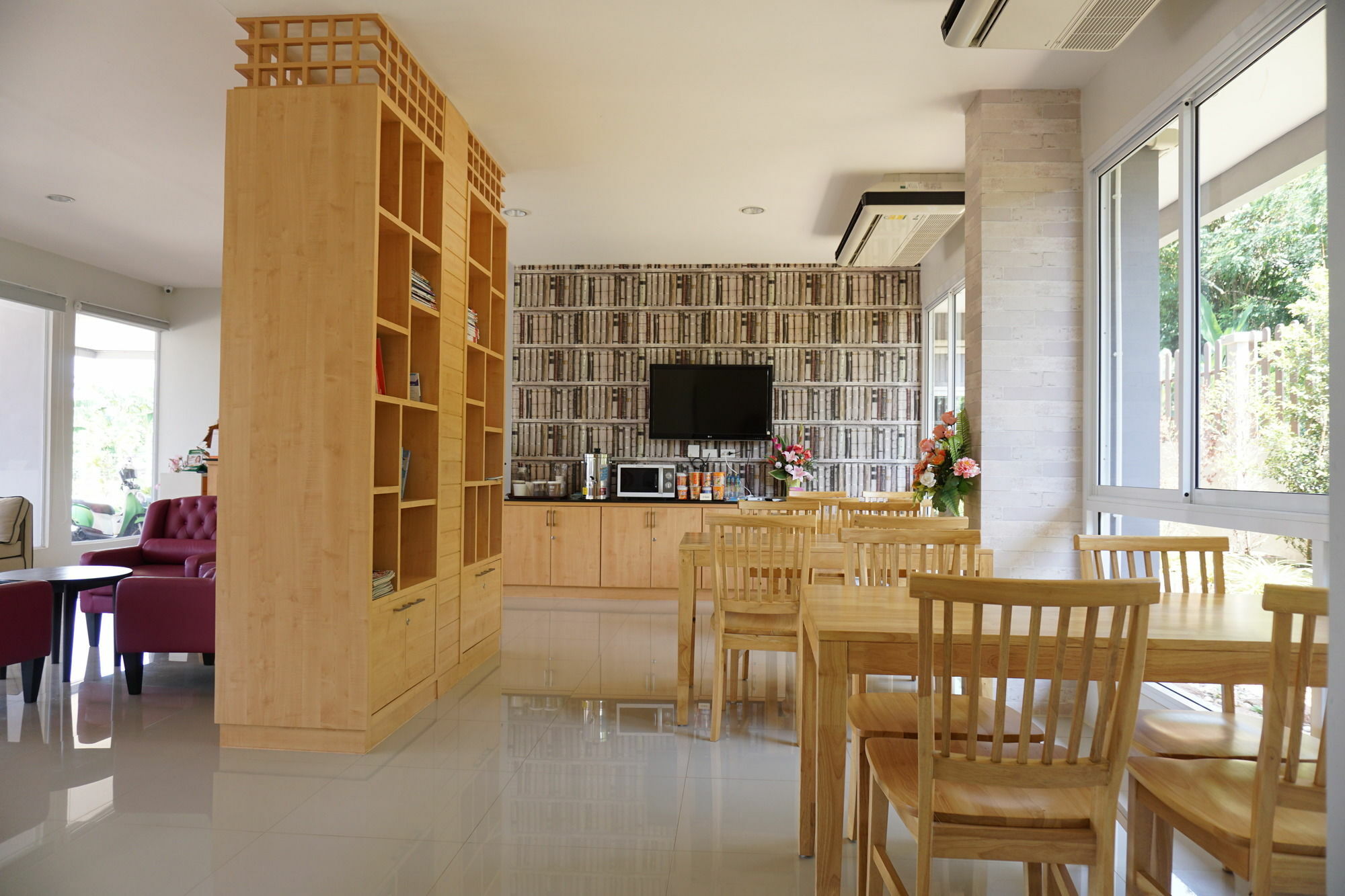 Chompu Nakarin Apartment Транг Экстерьер фото